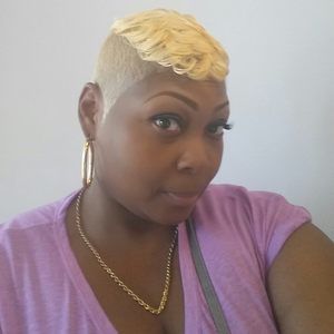 Meet your Posher, Nikilette